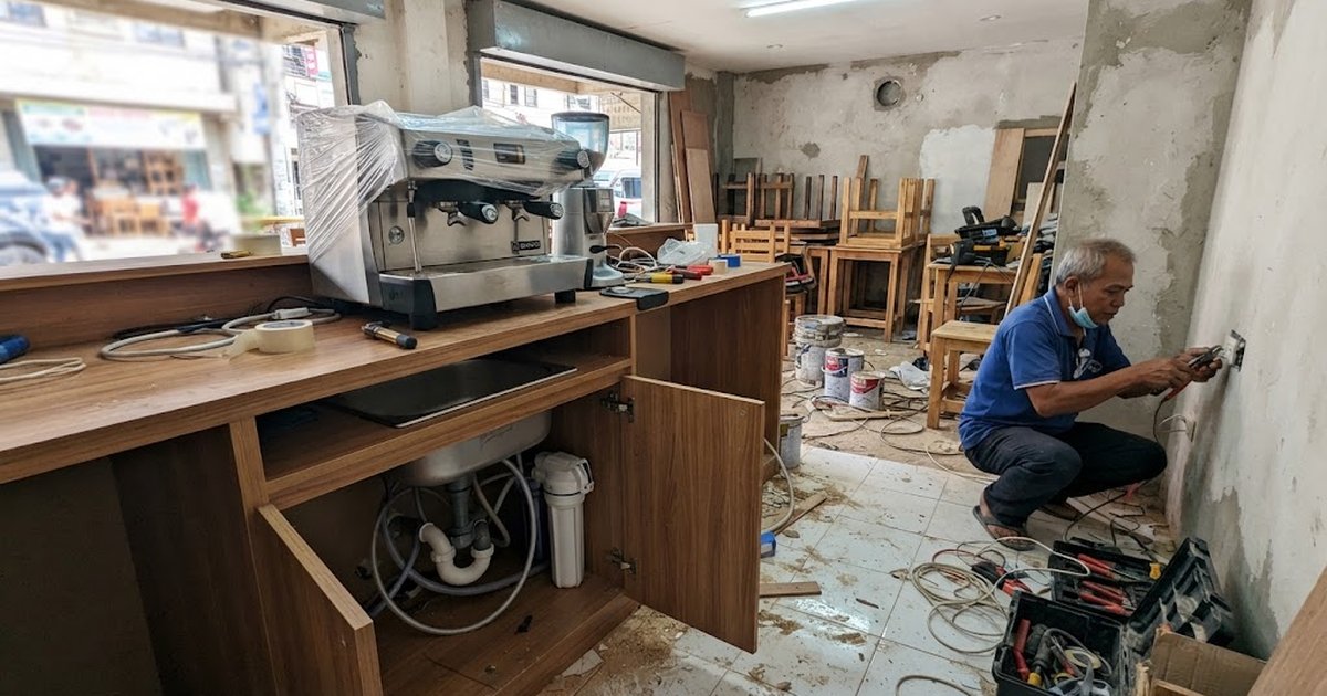Coffee bar counter with an espresso machine being fitted out